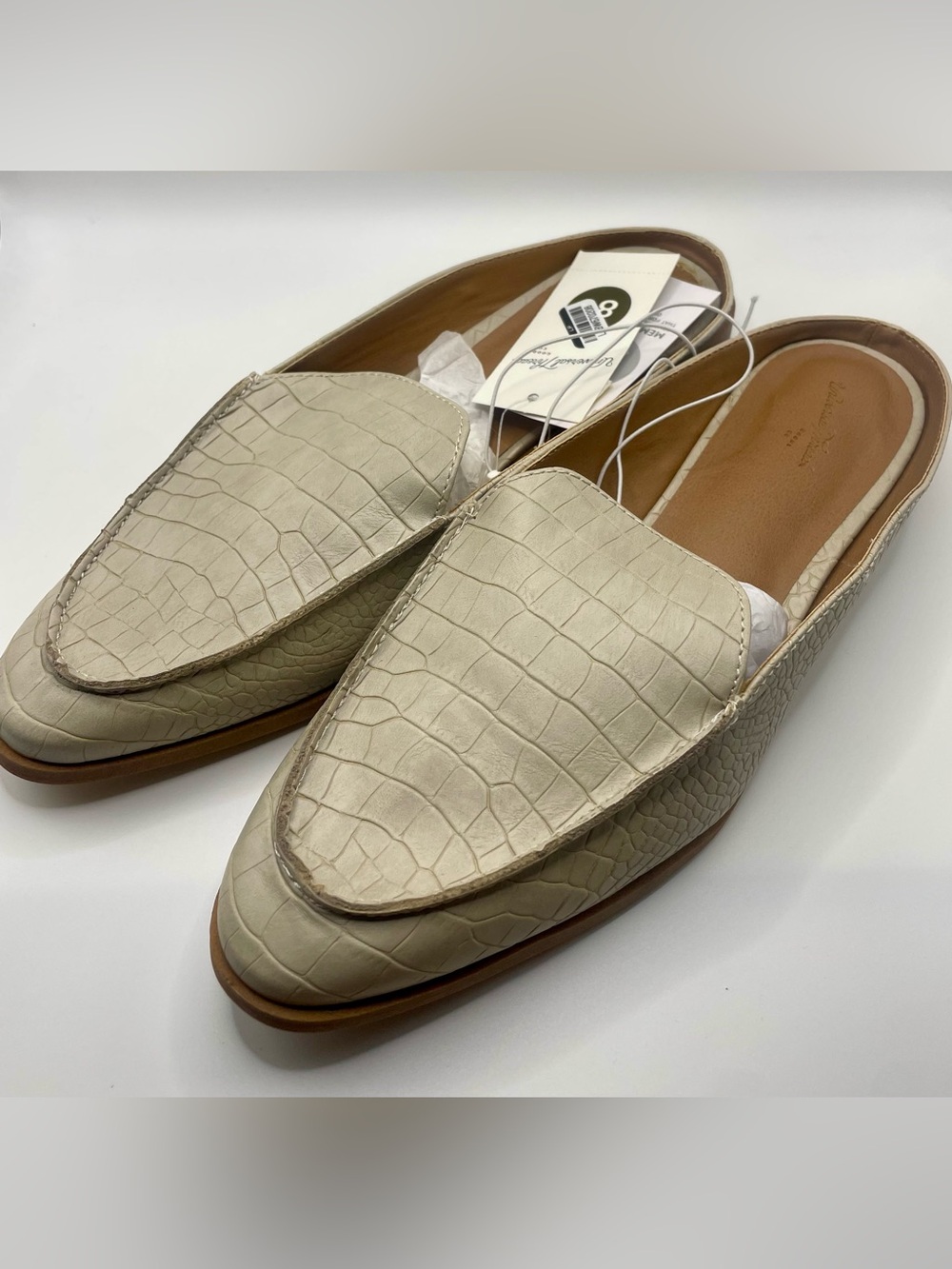 Universal Thread Croc-Embossed Slip-On Mule in Cream